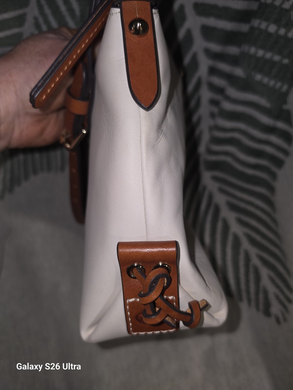Dooney & Bourke Cream Crossbody with Brown Trim - Picture 11 of 12
